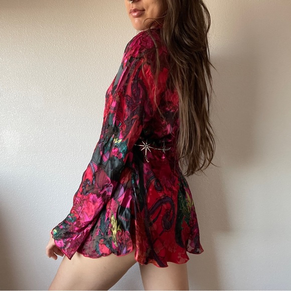 Vintage Silk Floral Bellsleeve Dress - Picture 2 of 5